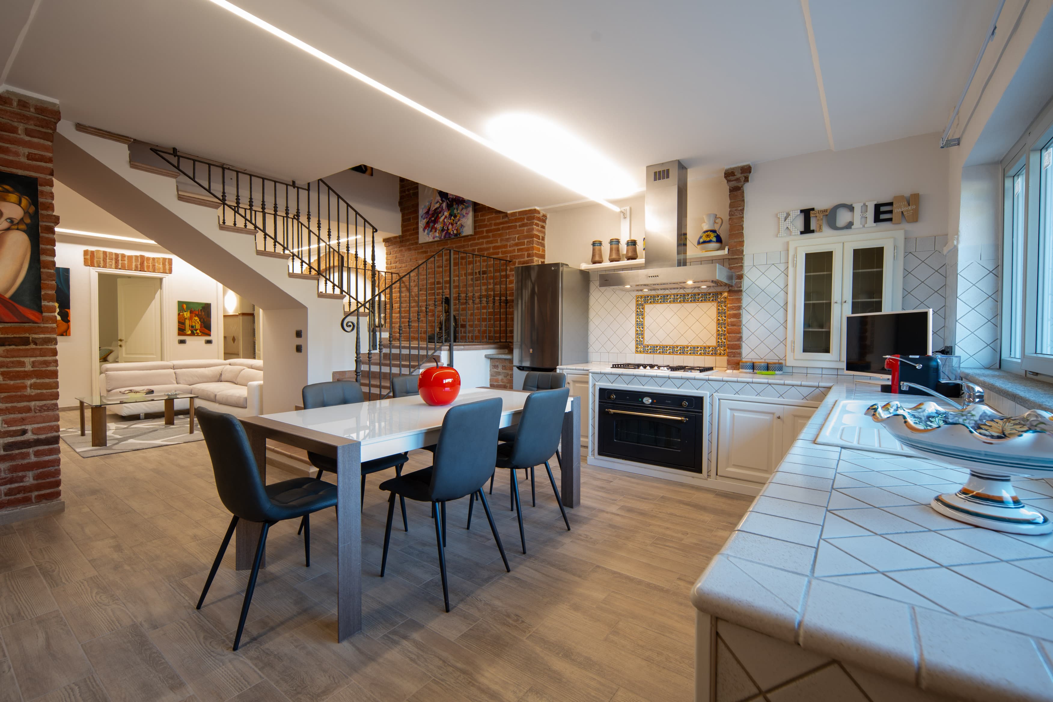 Apartment secondary view